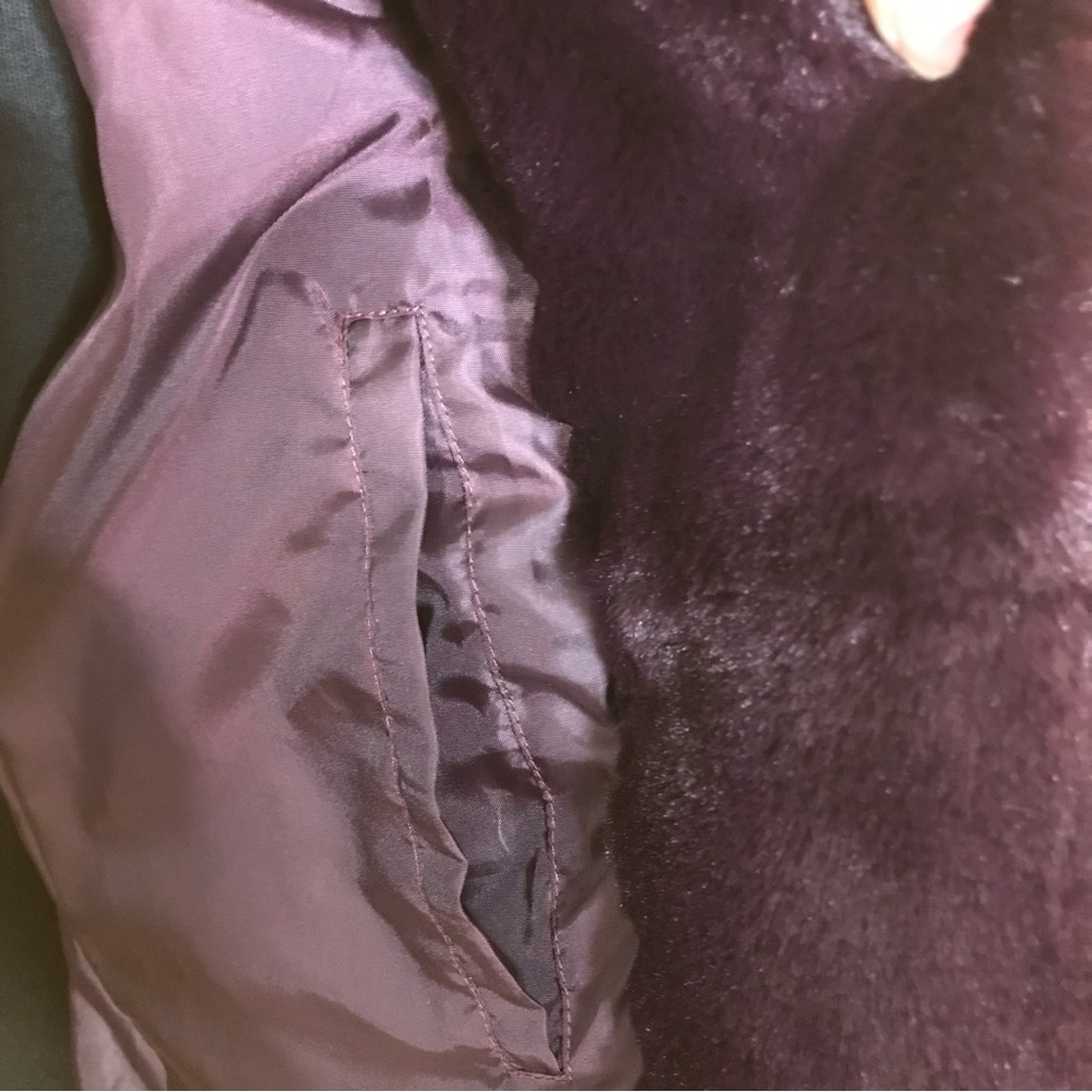 Kaari Blue Wine Faux Fur Coat - Picture 3 of 6